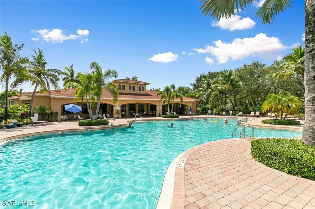 1473 Birdie Drive Naples FL 34120