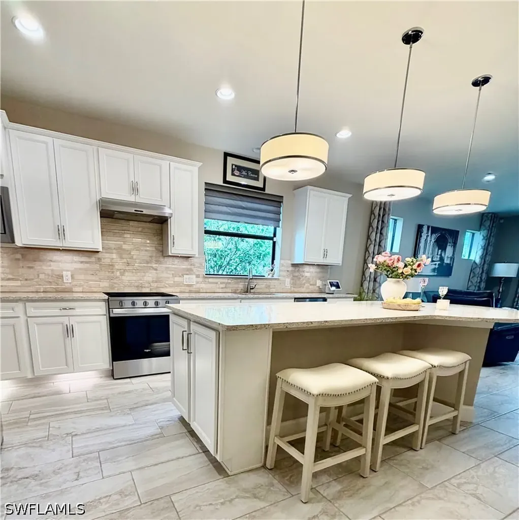7457 Winding Cypress Drive Naples FL 34114