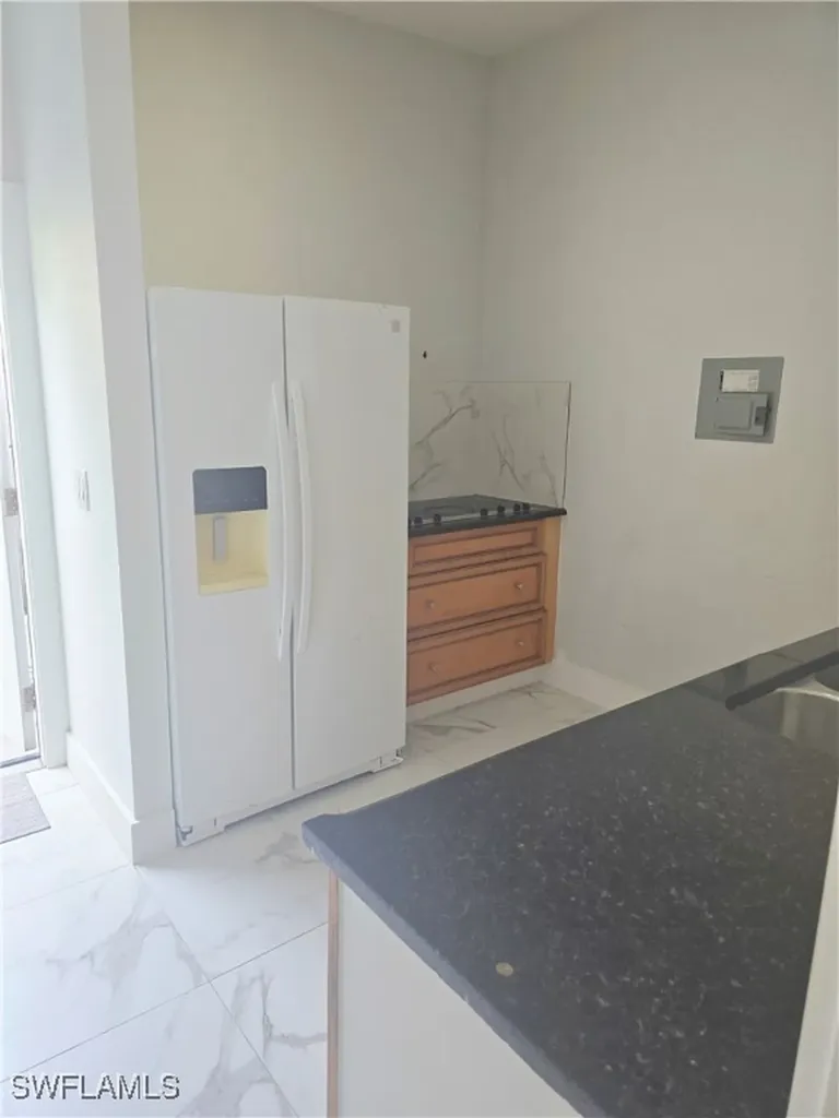 5321 Warren Street Naples FL 34113