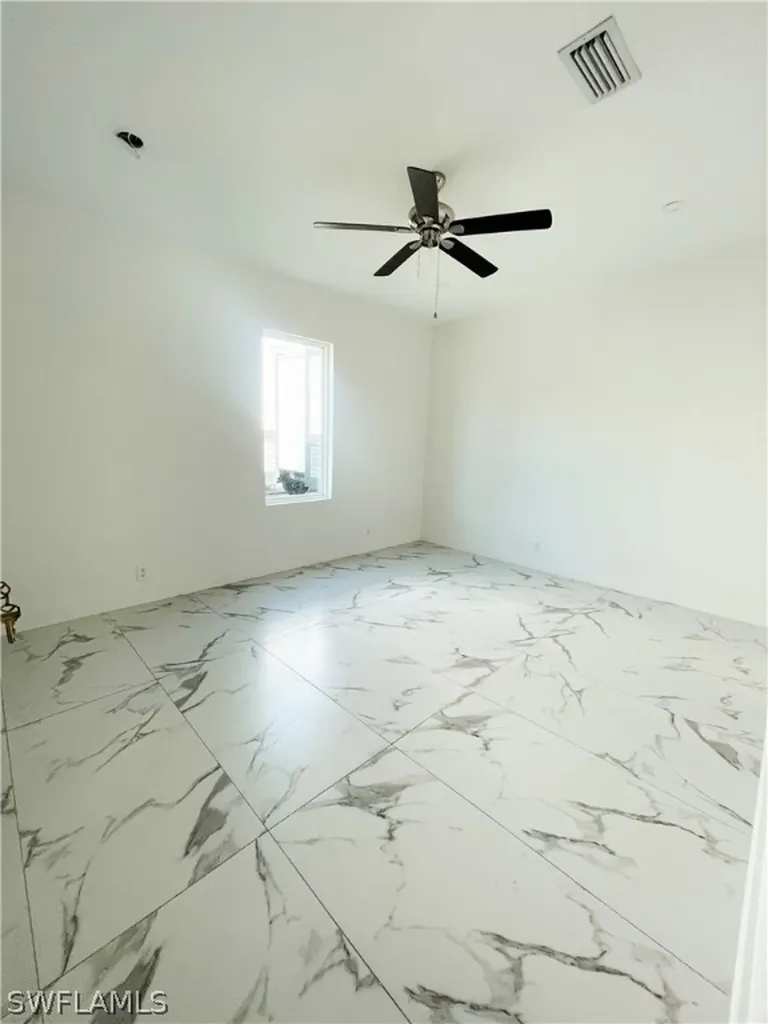 5321 Warren Street Naples FL 34113