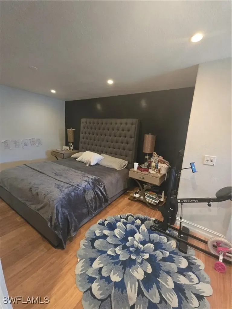 5321 Warren Street Naples FL 34113