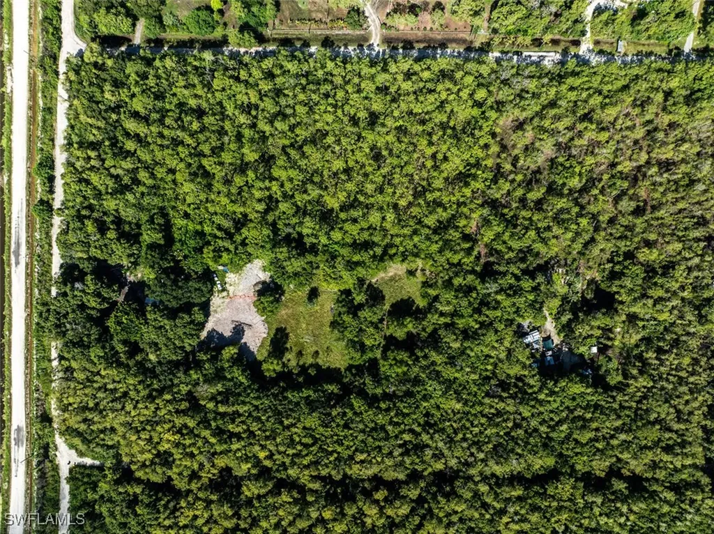 001 Sunnygrove Avenue Naples FL 34114