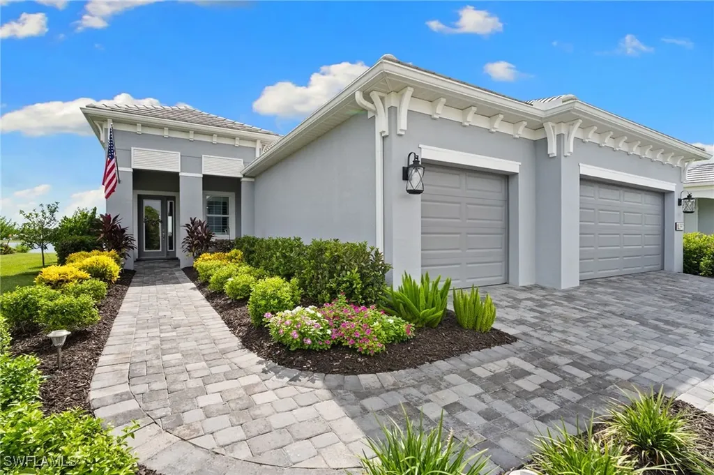 3992 Skysail Drive Naples FL 34120