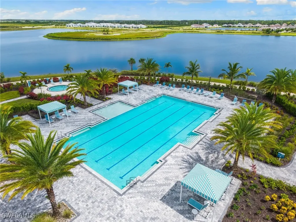3992 Skysail Drive Naples FL 34120