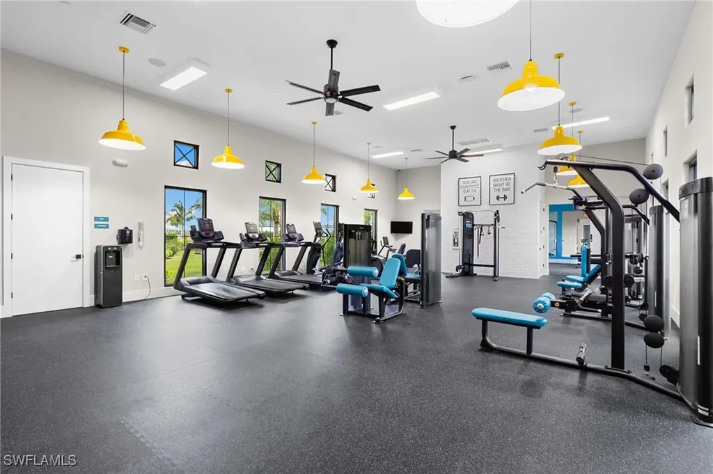 3992 Skysail Drive Naples FL 34120