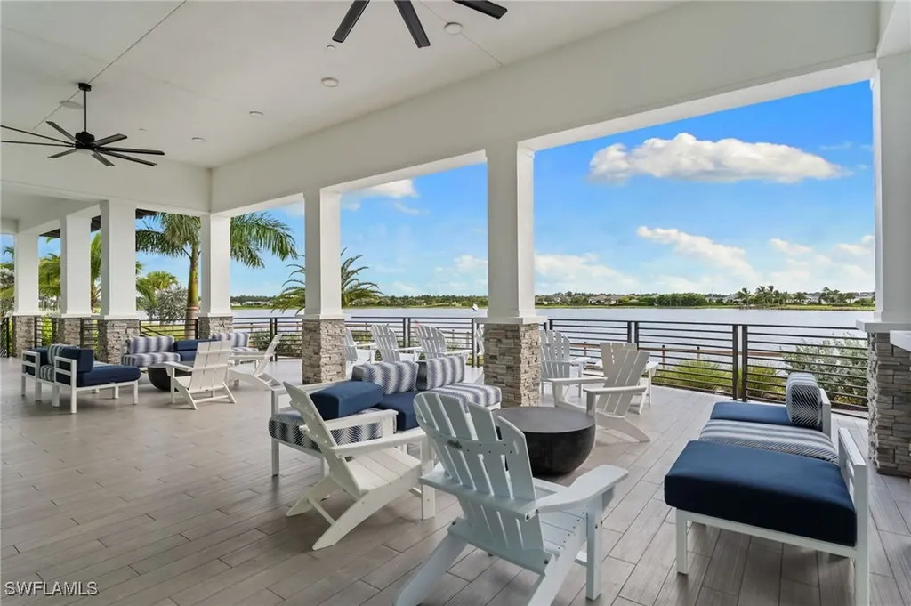 3992 Skysail Drive Naples FL 34120