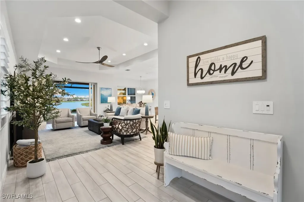 3992 Skysail Drive Naples FL 34120