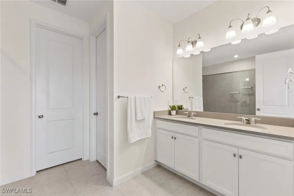 4607 Arboretum Circle Naples FL 34112