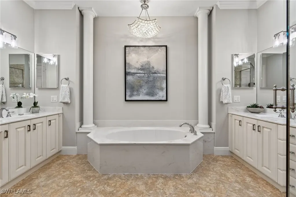 9223 Corfu Court Naples FL 34114