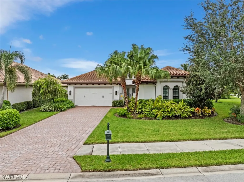 Naples FL, 12443 Wisteria Drive