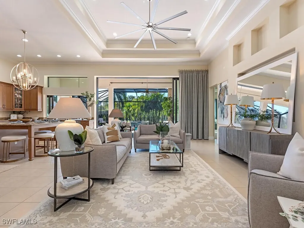 12443 Wisteria Drive Naples FL 34120