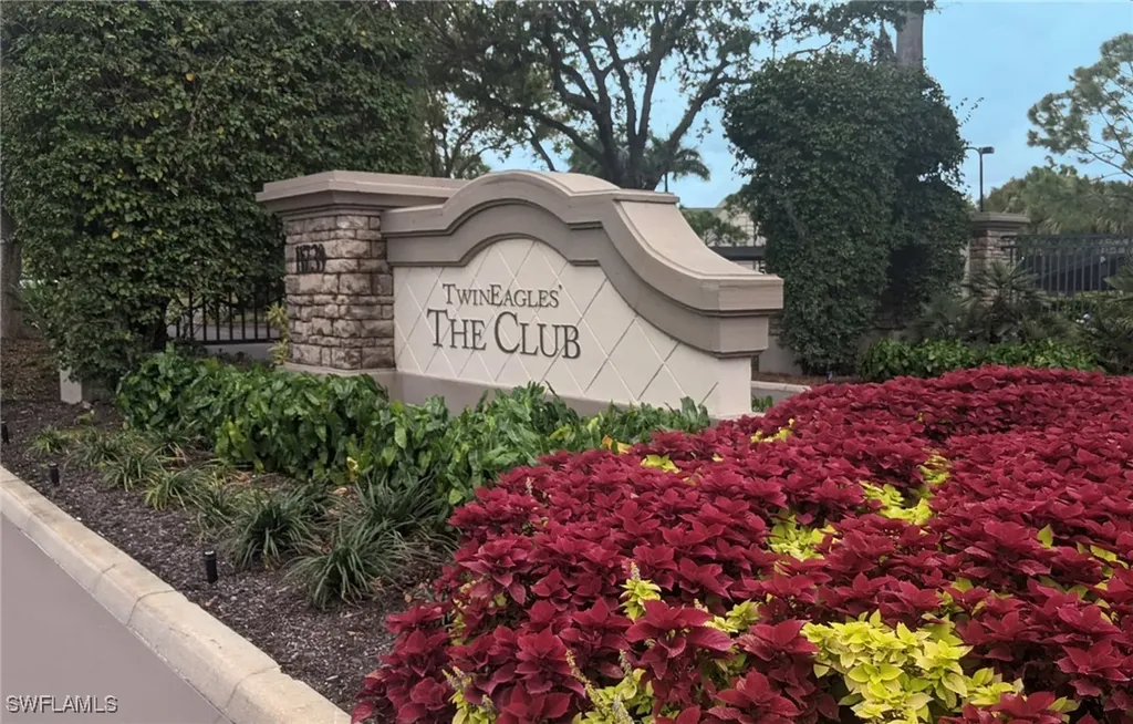 12443 Wisteria Drive Naples FL 34120