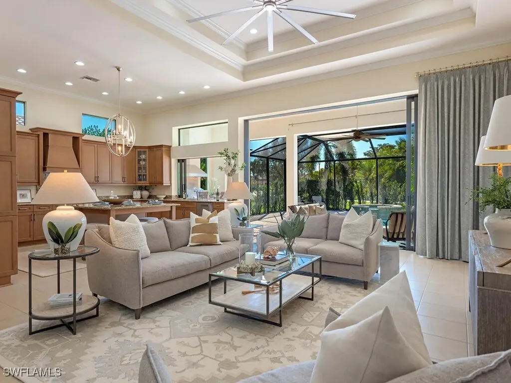 12443 Wisteria Drive Naples FL 34120