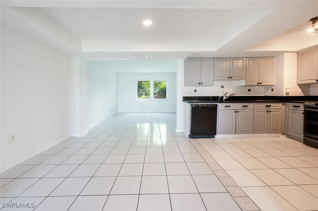 4912 Hawaii Boulevard Naples FL 34112