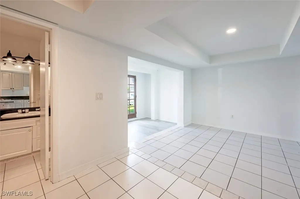 4912 Hawaii Boulevard Naples FL 34112