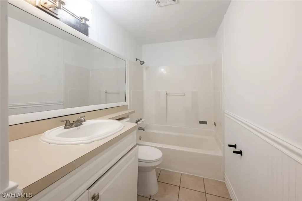 4912 Hawaii Boulevard Naples FL 34112