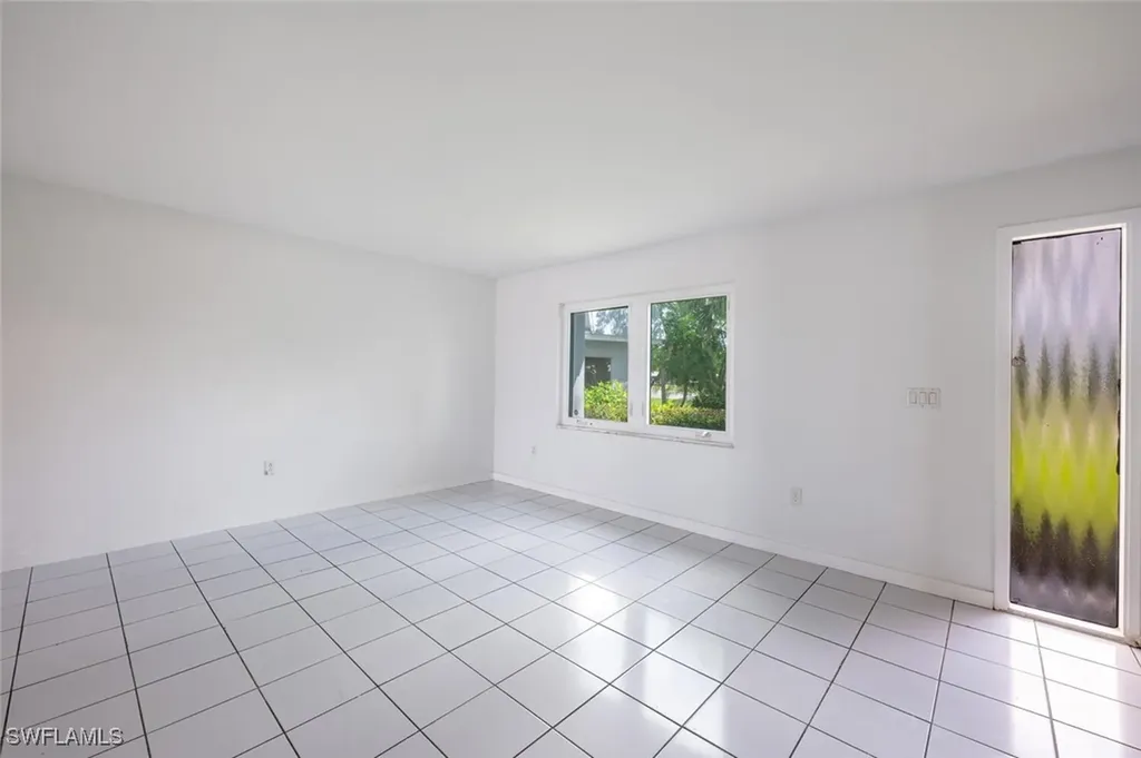 4912 Hawaii Boulevard Naples FL 34112