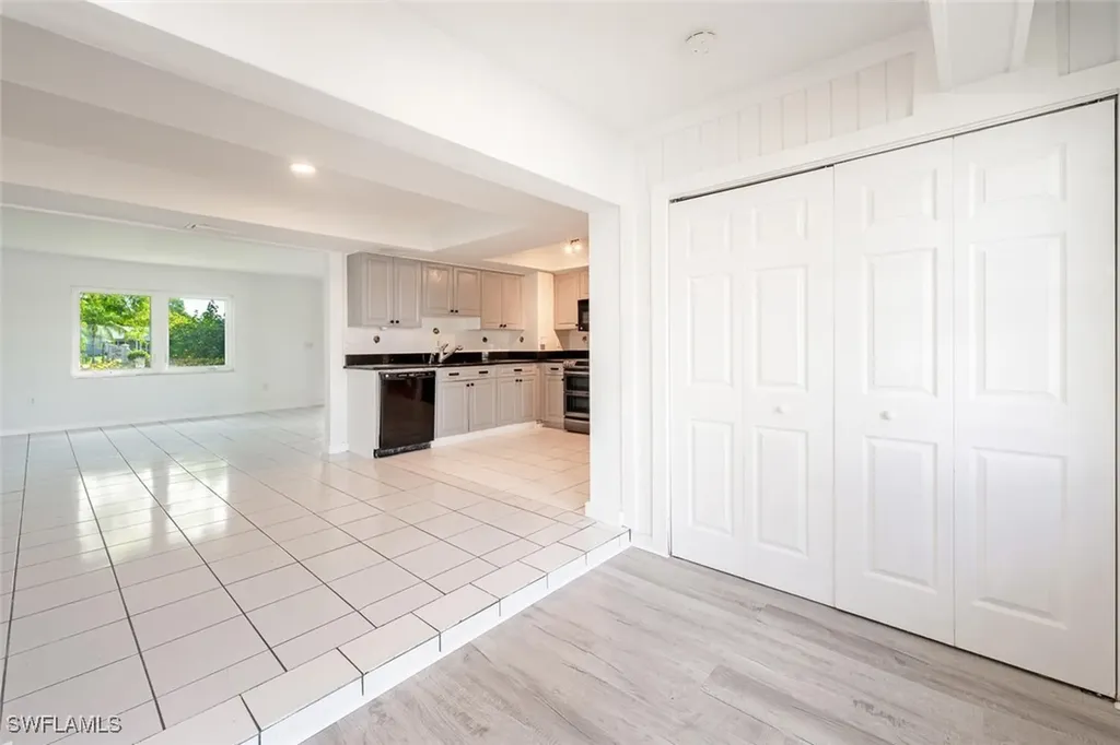 4912 Hawaii Boulevard Naples FL 34112