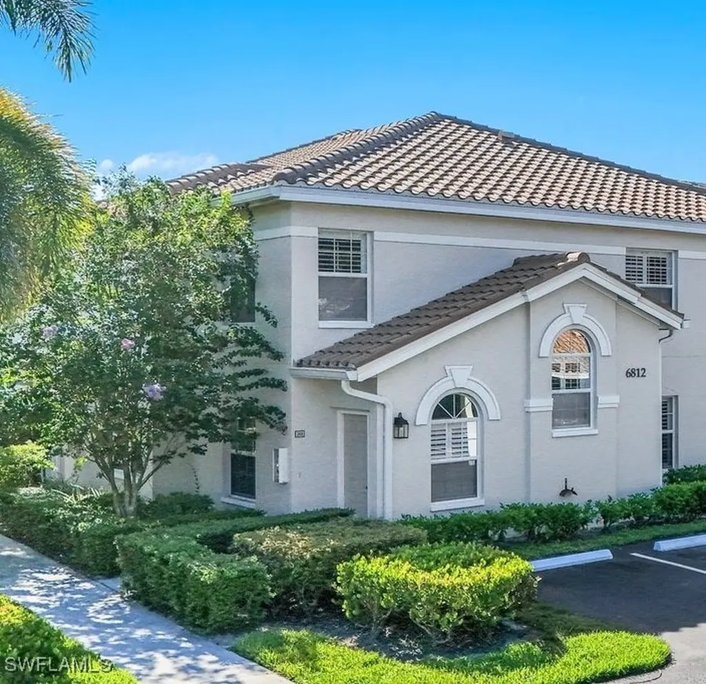 6812 Satinleaf Road S Naples FL 34109
