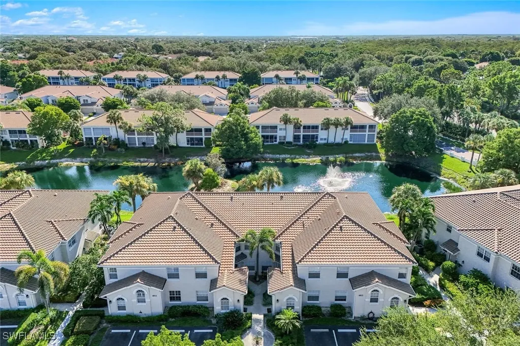 6812 Satinleaf Road S Naples FL 34109