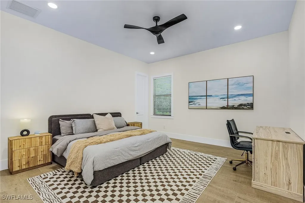618 31st Street NW Naples FL 34120