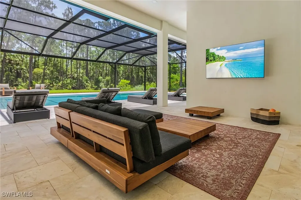 618 31st Street NW Naples FL 34120