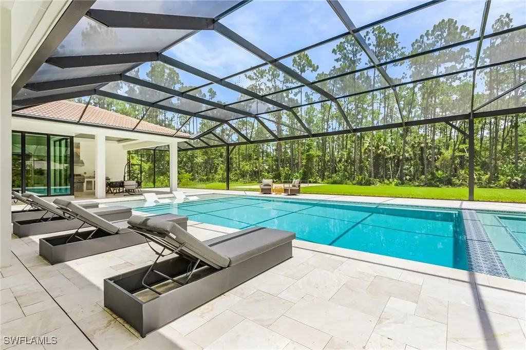 618 31st Street NW Naples FL 34120