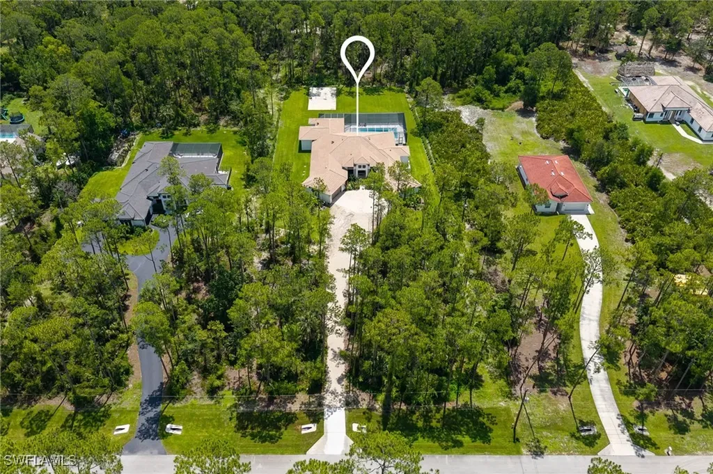 618 31st Street NW Naples FL 34120