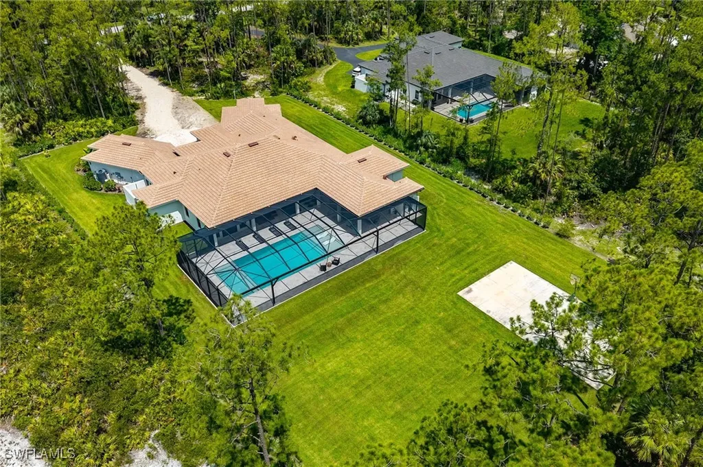 618 31st Street NW Naples FL 34120