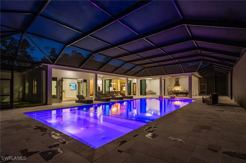 618 31st Street NW Naples FL 34120