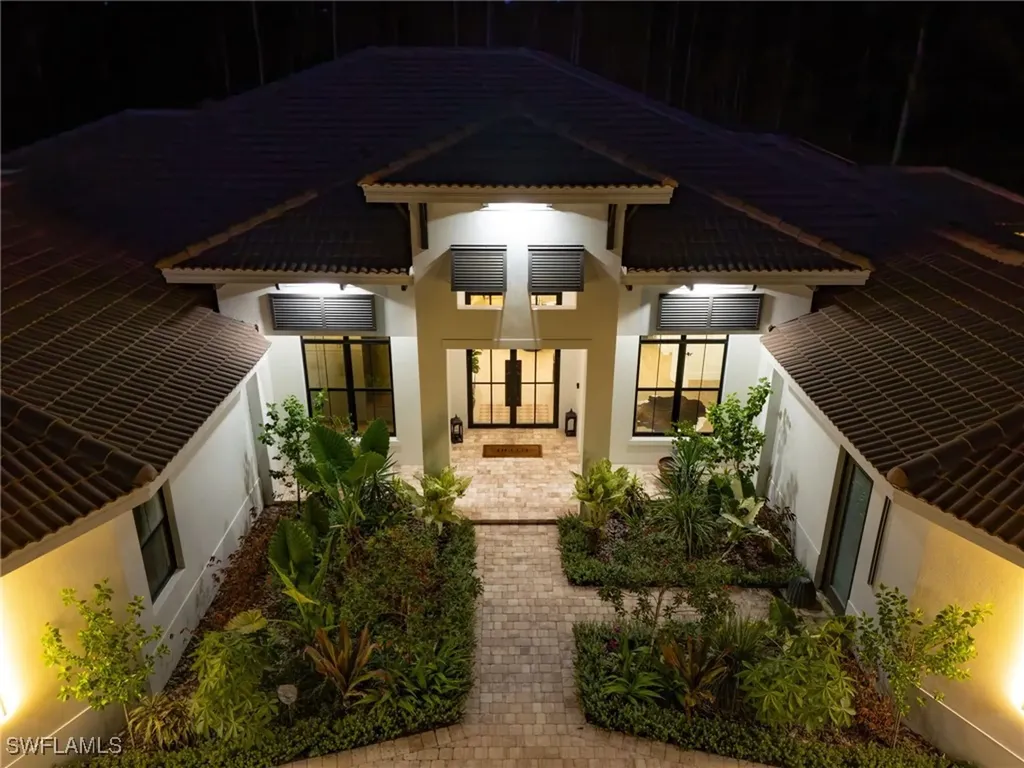 618 31st Street NW Naples FL 34120