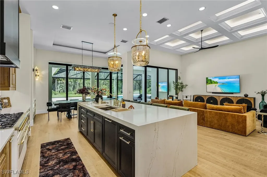 618 31st Street NW Naples FL 34120
