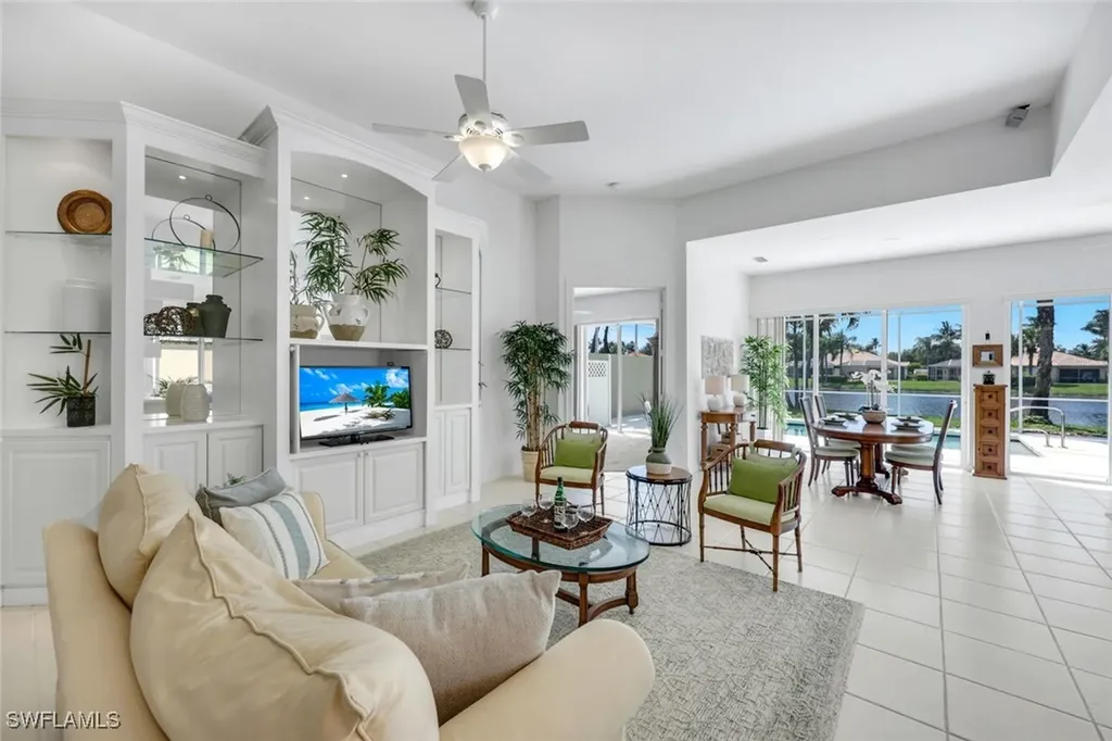 Naples FL, 3730 Whidbey Way