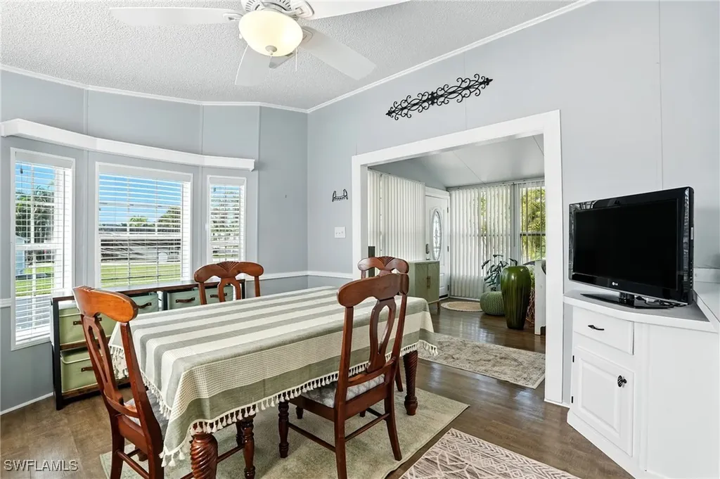 1041 Crystal Lake Drive Naples FL 34120