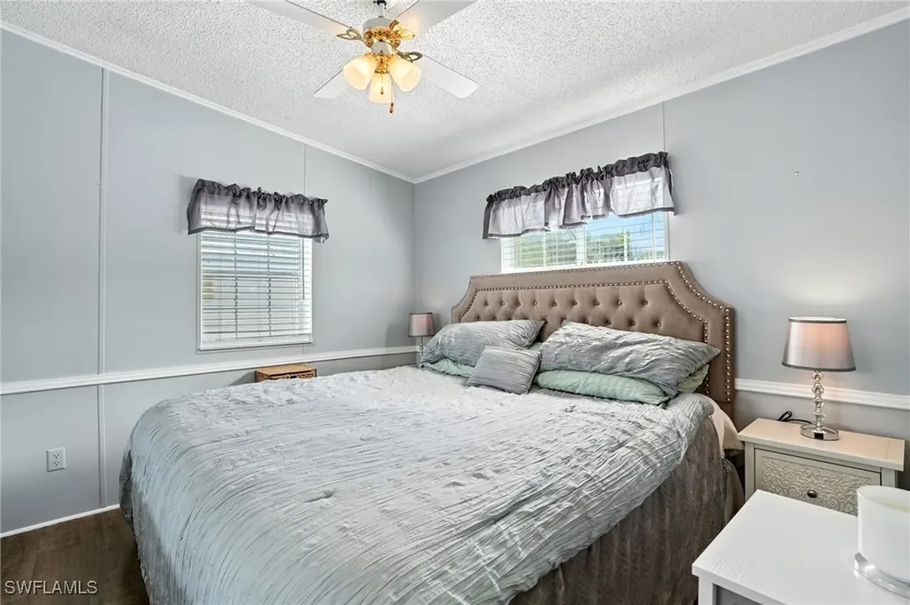 1041 Crystal Lake Drive Naples FL 34120