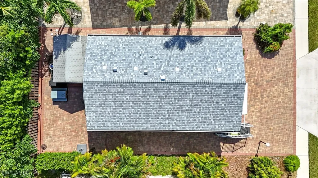 1041 Crystal Lake Drive Naples FL 34120