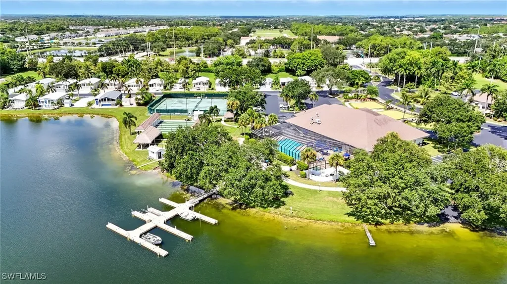 1041 Crystal Lake Drive Naples FL 34120