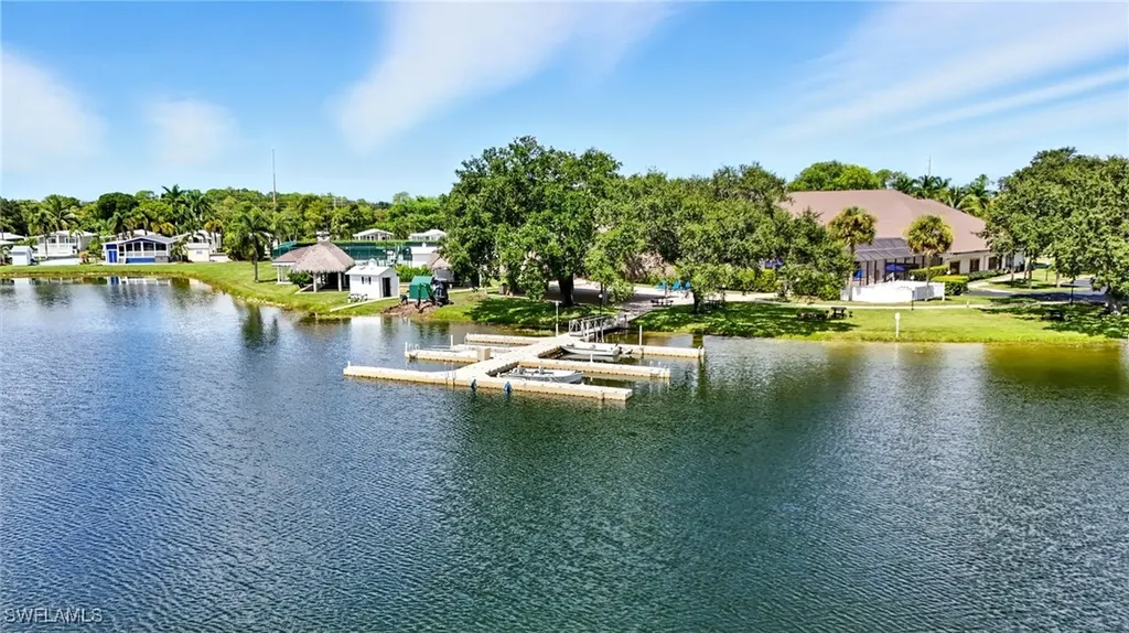 1041 Crystal Lake Drive Naples FL 34120