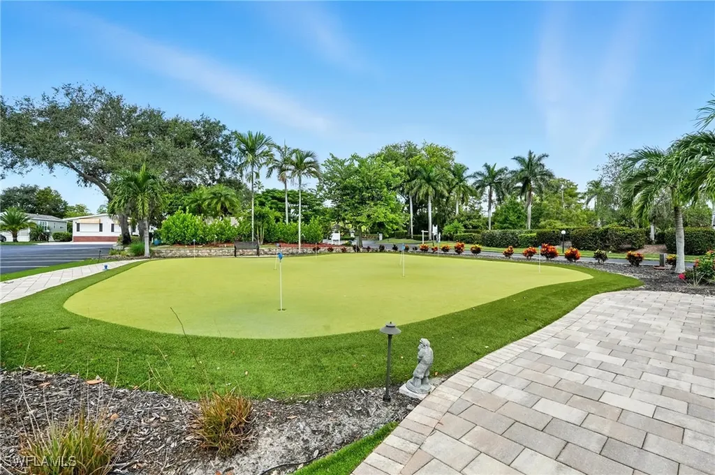 1041 Crystal Lake Drive Naples FL 34120