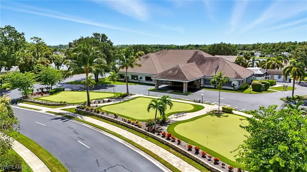 1041 Crystal Lake Drive Naples FL 34120