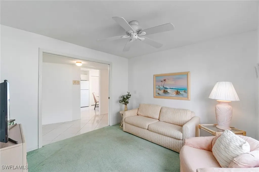 452 Belina Drive Naples FL 34104