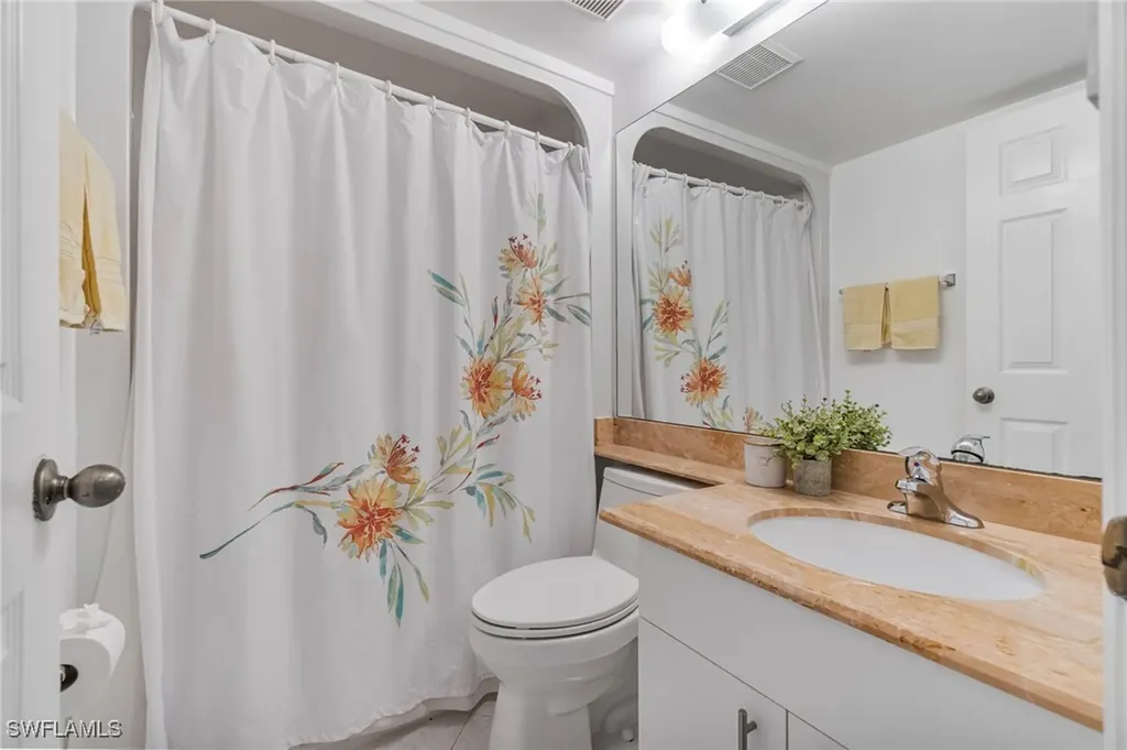 452 Belina Drive Naples FL 34104