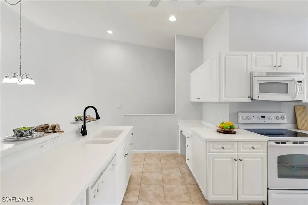 25050 Peacock Lane Naples FL 34114