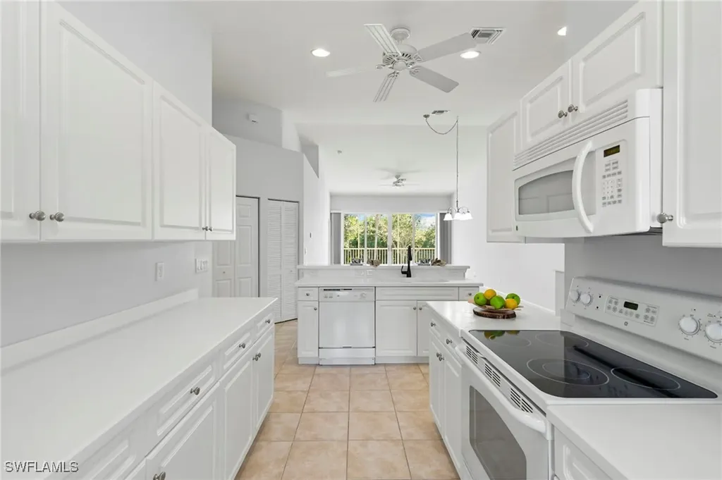 25050 Peacock Lane Naples FL 34114