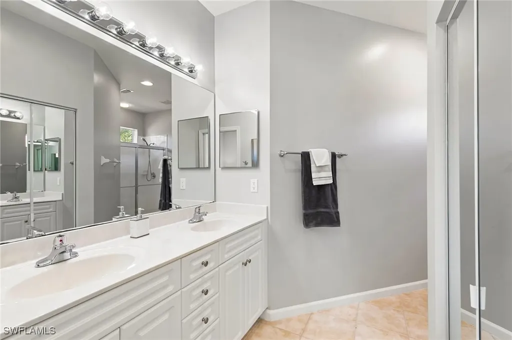 25050 Peacock Lane Naples FL 34114