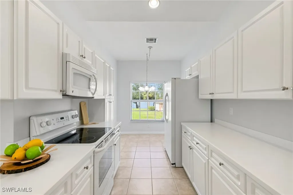 25050 Peacock Lane Naples FL 34114