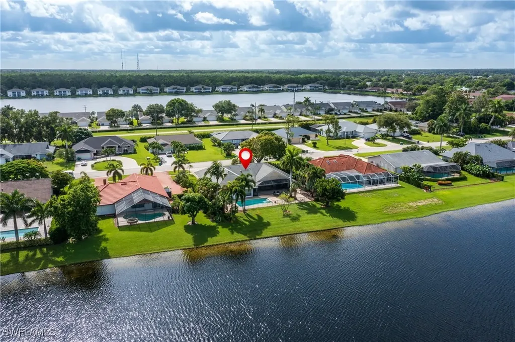 2500 Kings Lake Boulevard Naples FL 34112