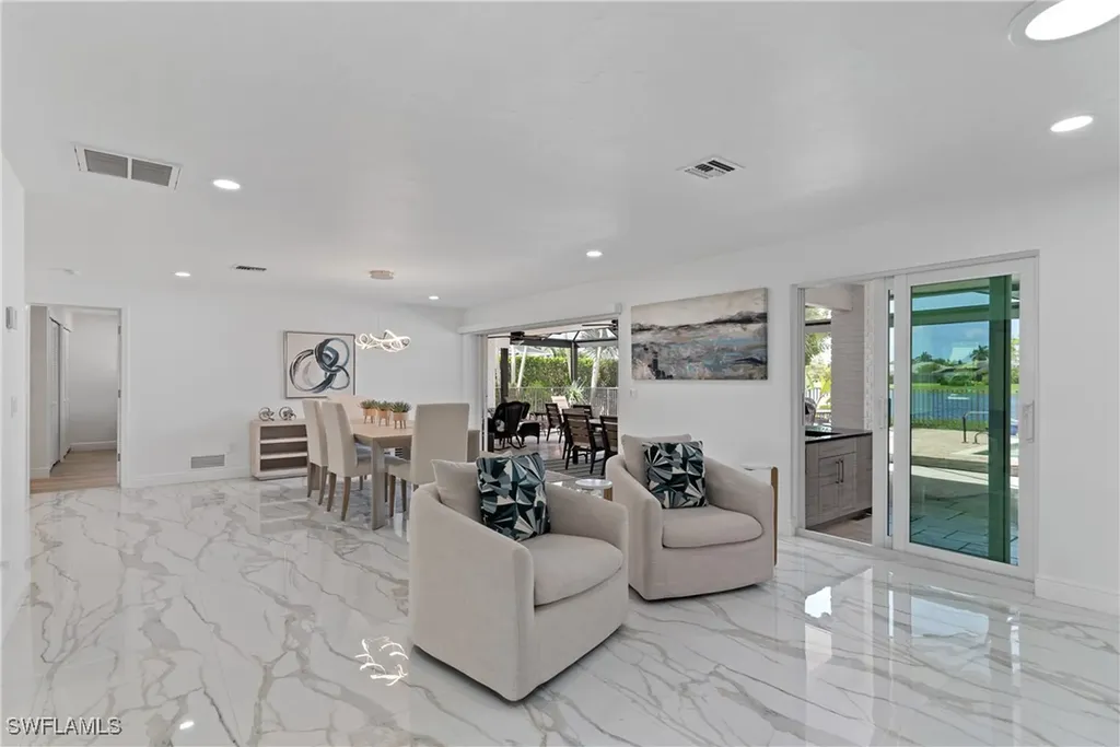 2500 Kings Lake Boulevard Naples FL 34112
