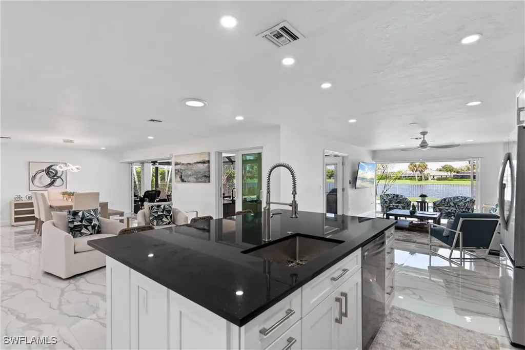 2500 Kings Lake Boulevard Naples FL 34112
