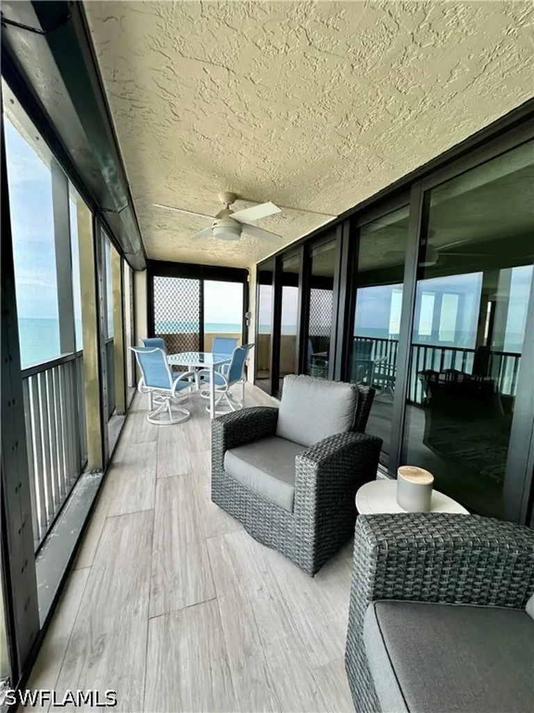 10951 Gulfshore Drive Naples FL 34108-1744